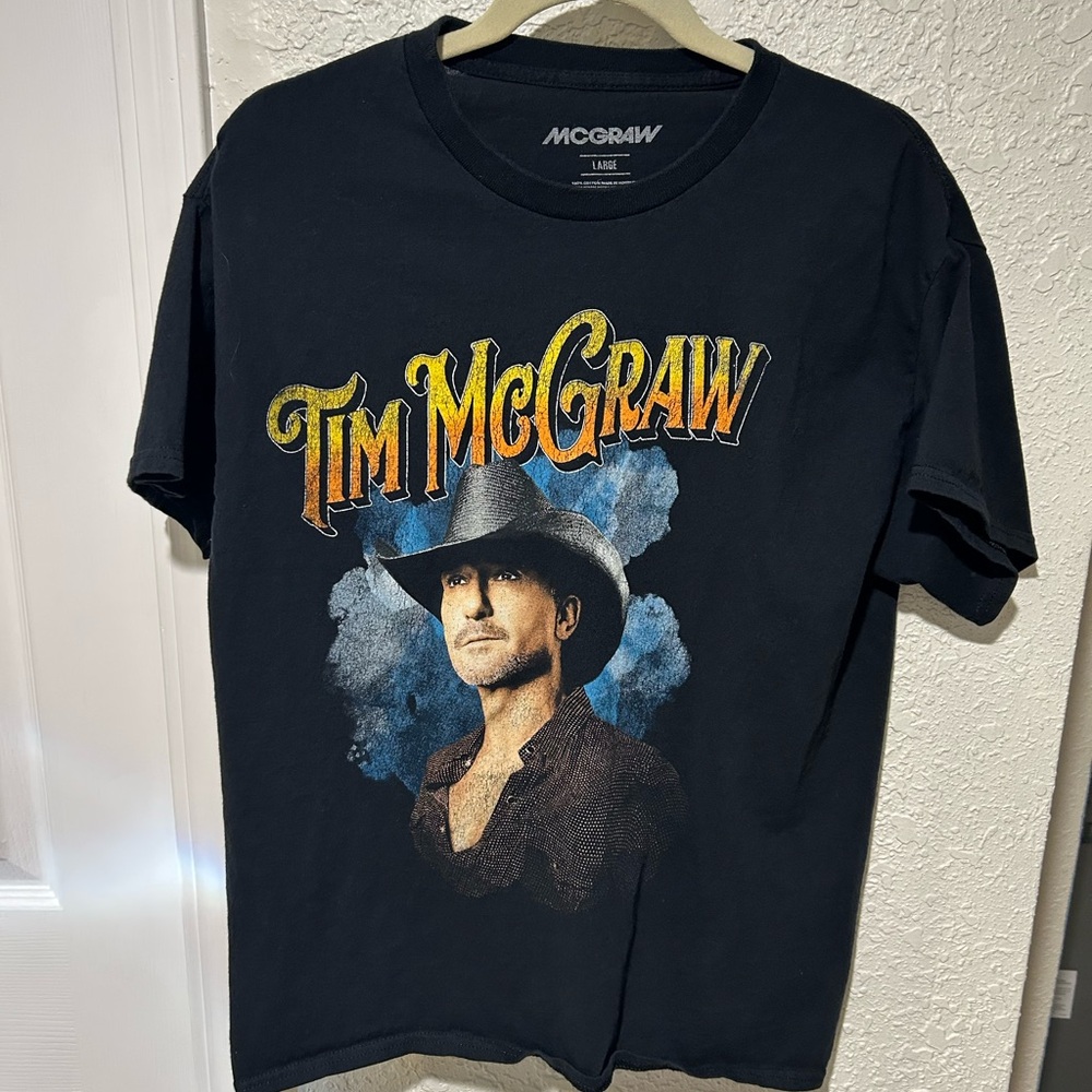 Tim McGraw unisex size large black concert t-shirt.